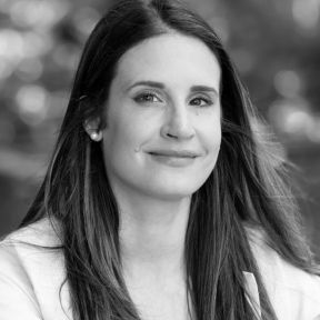 Dr. Lauren Eggert